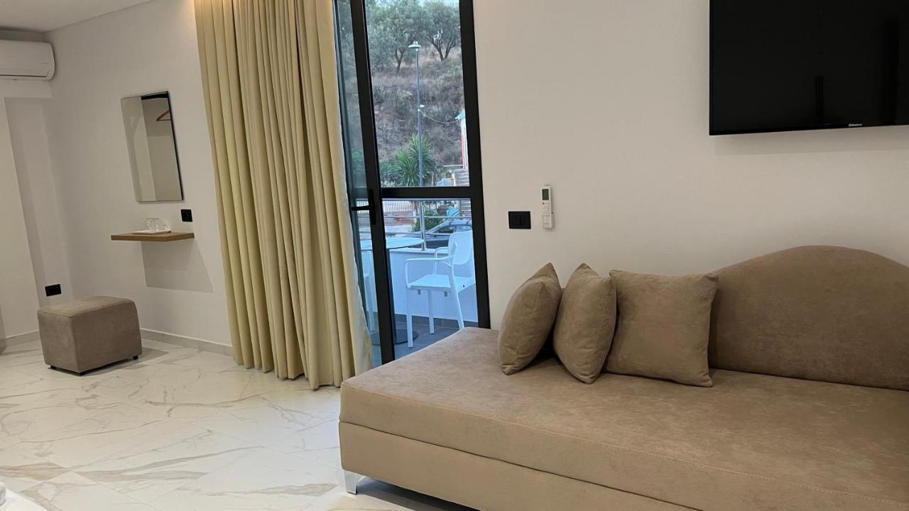 Vila Mia Sarandë Eksteriør billede